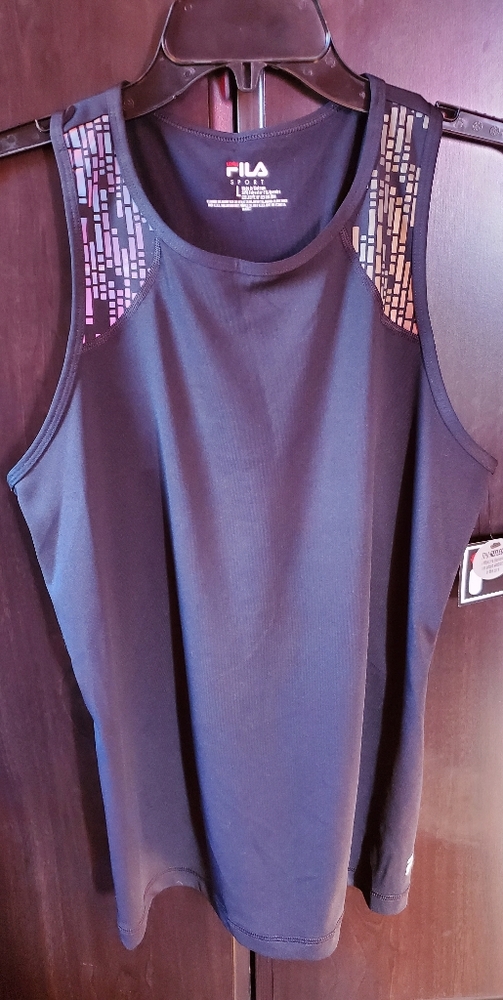 NWOT Fila workout tank size Large
